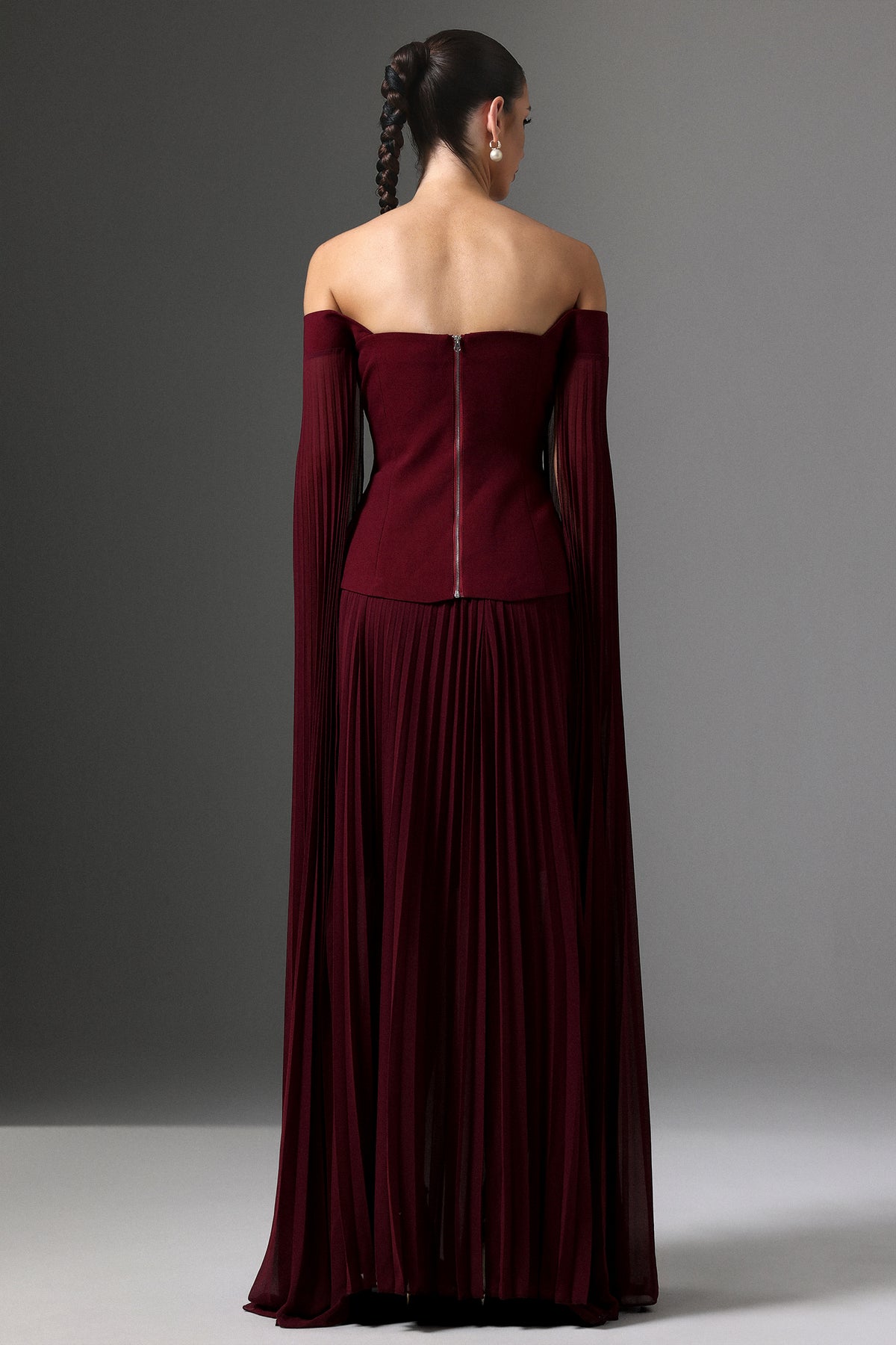 Solvia Off The Shoulder Long Sleeves Ruched Maxi Dress